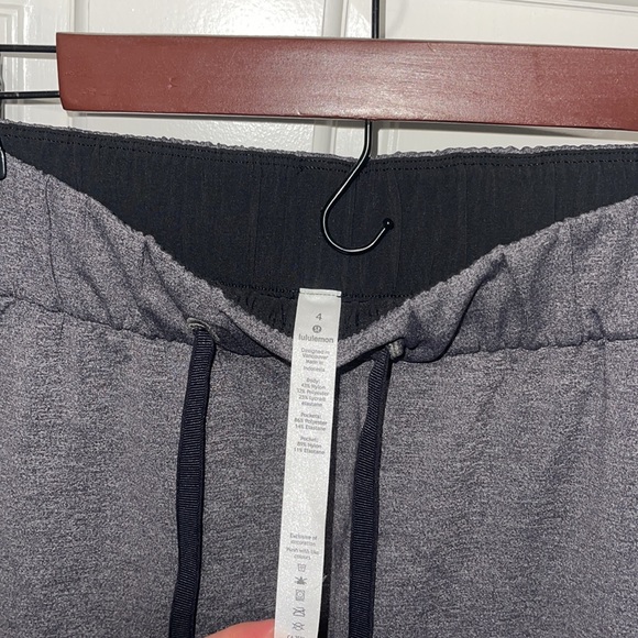 Lululemon cropped joggers - Picture 4 of 4